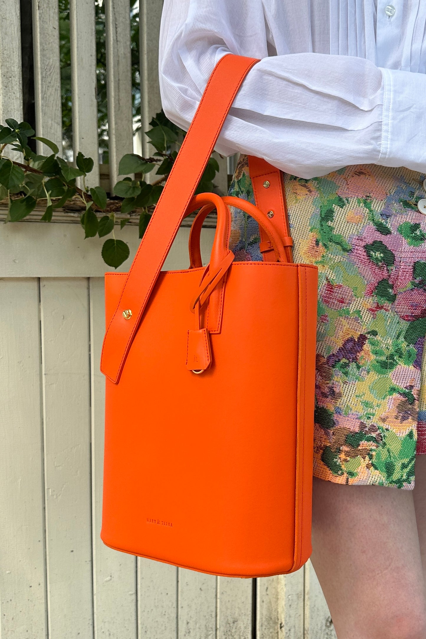 Mary Al Terna - Bow Bag: Orange