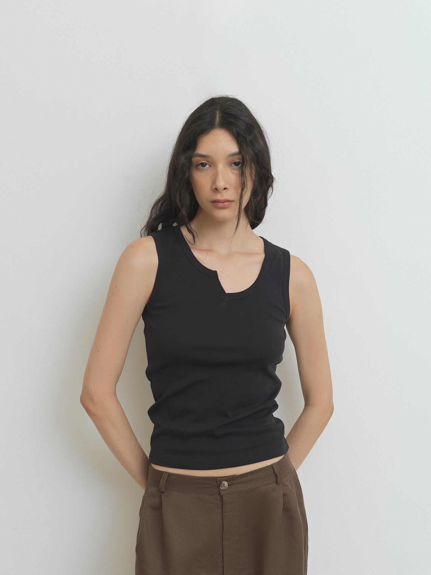 Signe - June Asymmetrical Tanktop: Black