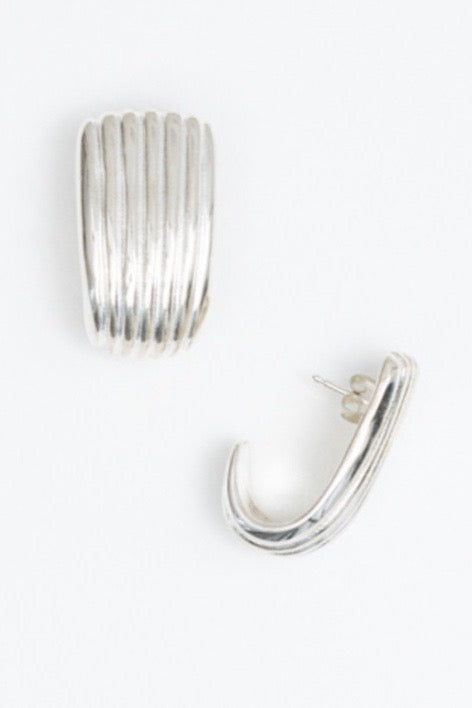AUR Studio - Isra Earrings: 925 Silver