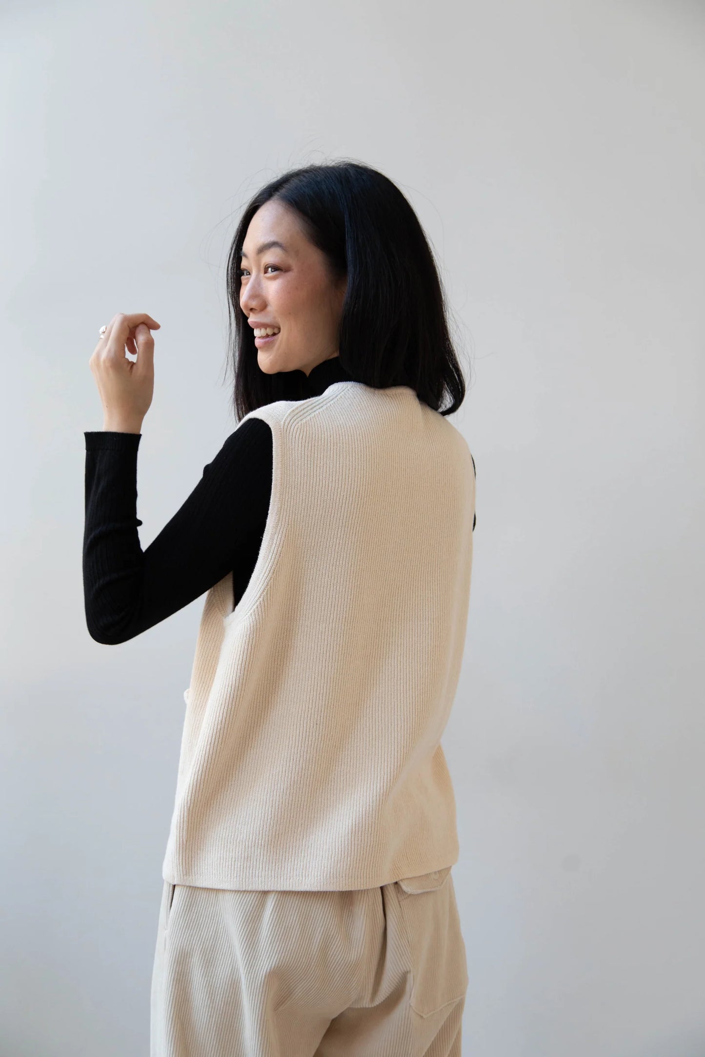 Aseedoncloud - Tea Garden Vest: Beige