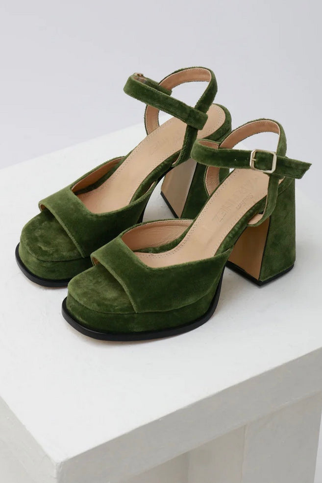 Souliers Martinez - Gracia Platform Sandal: Khaki Velvet
