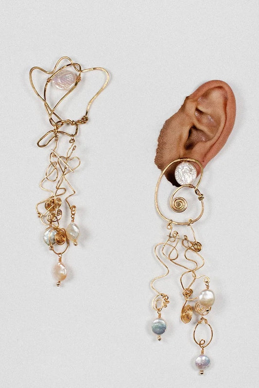 Isshi - Enredo Earrings: Golden Pearl