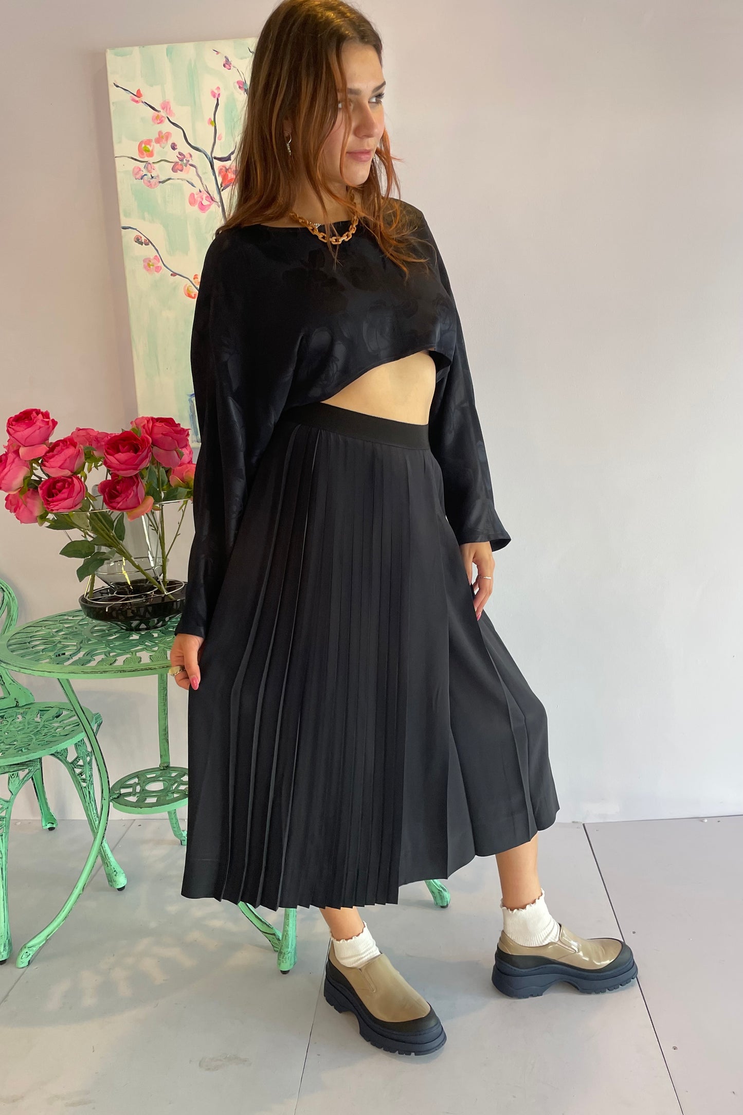 No. 21- Pleated Skirt: Black