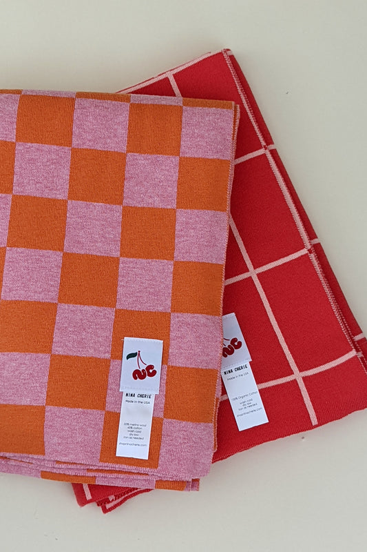 Nina Cherie- Contrast Grid Throw Blanket: Orange/ Pink